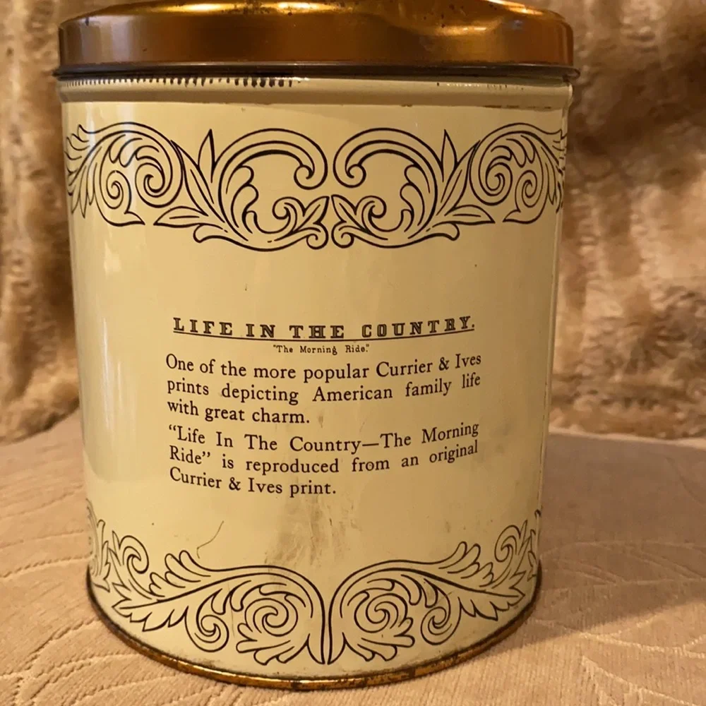 ~Decoware~ Vintage “Curry & Ives” Tins (Set of 2)